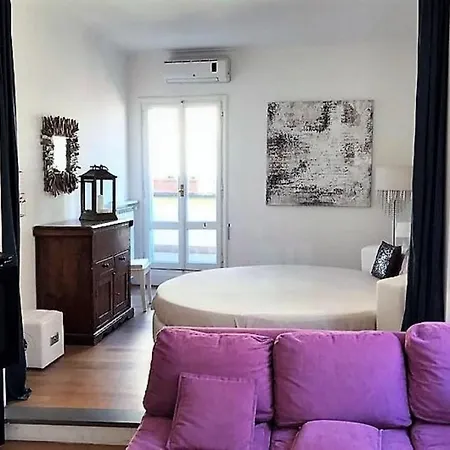 Spanish Step Rooftop Boutique Tatil Evi Roma