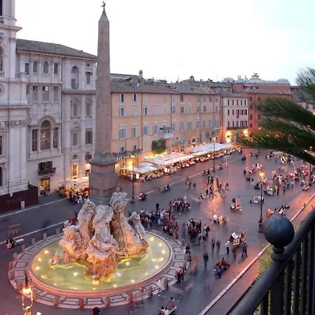 Spanish Step Rooftop Boutique * Roma